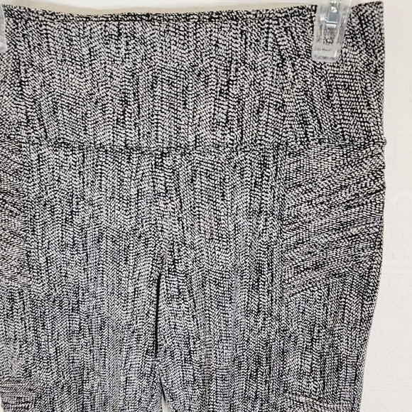 Athleta Delancey Skyline textured moto toghts - Picture 6 of 12